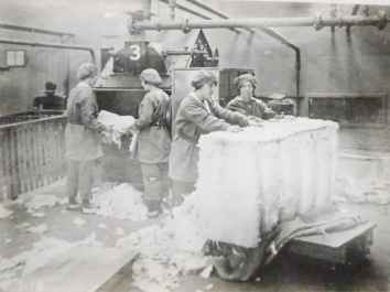 Photograph album: H.M. Factory, Gretna