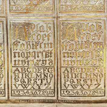 [ABC & Numbers - Goethe] Gold brocade paper - Nuremberg, ca. 1790.